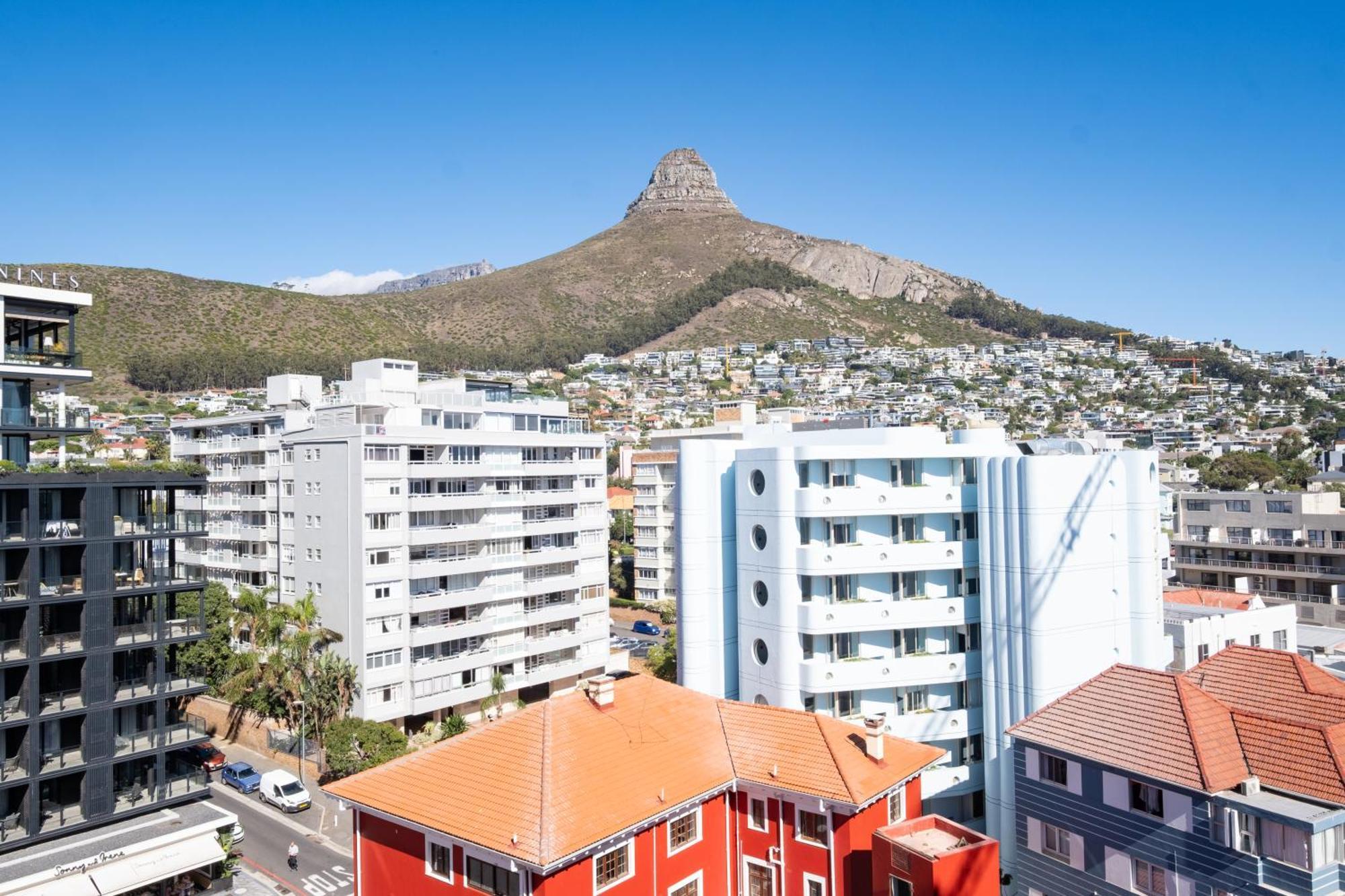 Appartement The Flamingo 808 - Top Floor Sea Point Studio - Mountain Views With Daily Housekeeping *